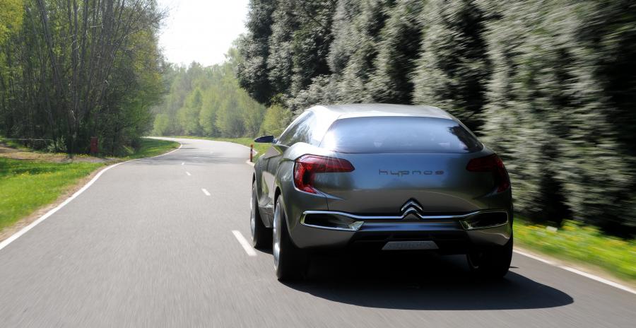  Citroen Hypnos Hybrid Crossover Concept 2008 года  (фото 100 из 104)